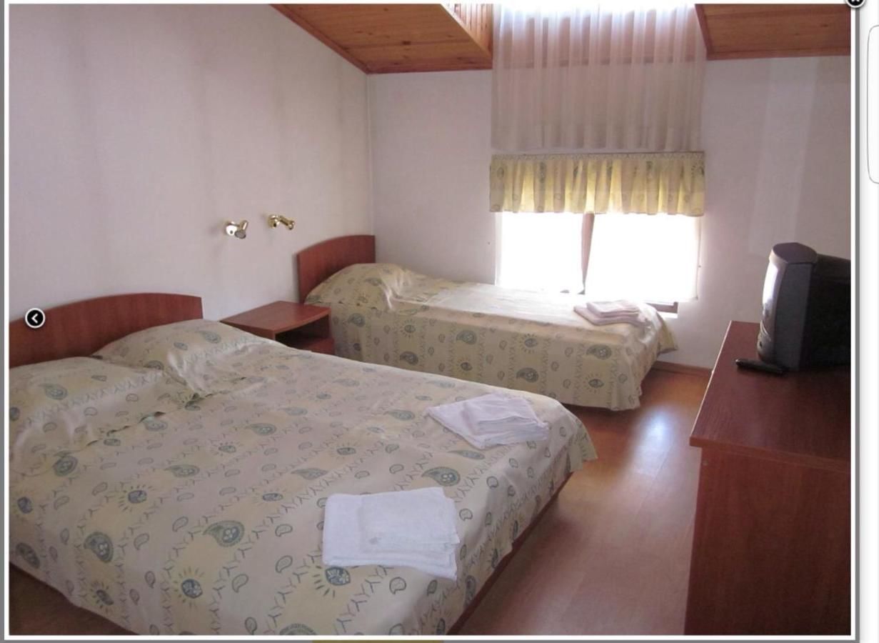 Гостевой дом Guest House Karov - 2 Stars Чепеларе-28