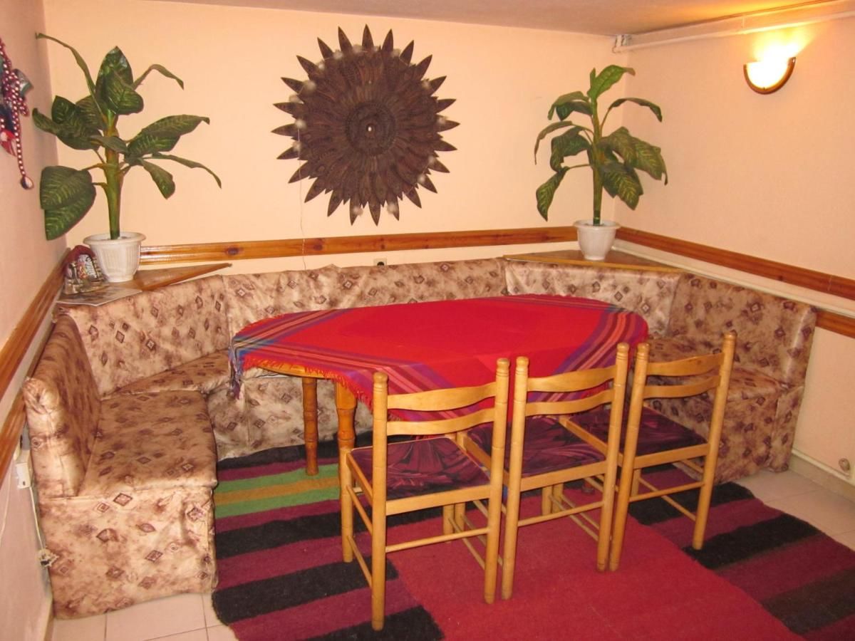 Гостевой дом Guest House Karov - 2 Stars Чепеларе-44